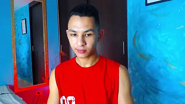 Snapshot of liuscast22 chatting on 01.06.25 liuscast22 online show from 01.06.25