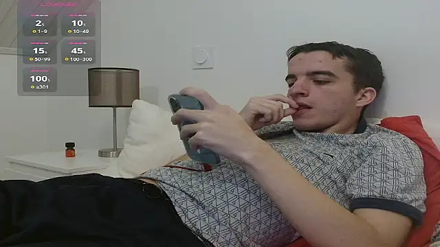 Tombgy07 online show from 12.15.25