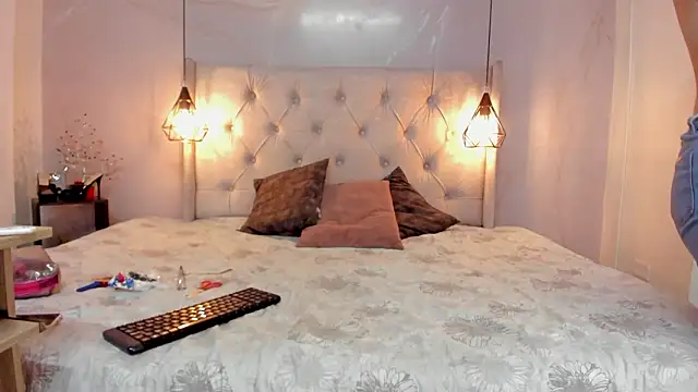 SakuraLee  online show from 02.05.26