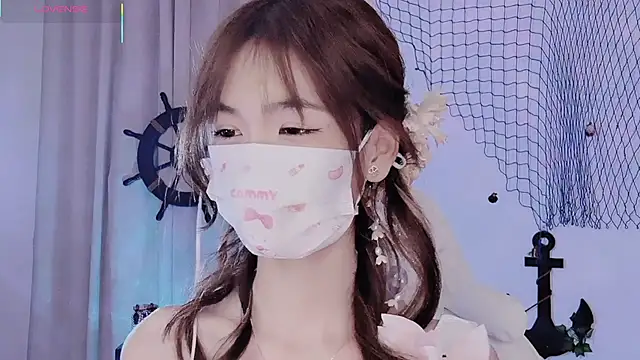 Snapshot of Your-Sunshine chatting on 05.06.26 Your-Sunshine online show from 05.06.26