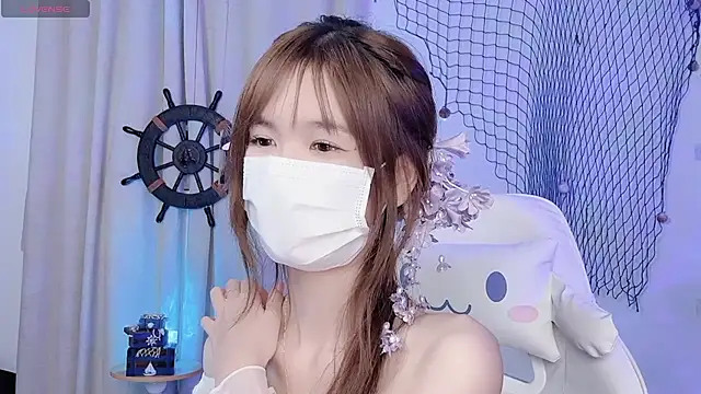 Snapshot of Your-Sunshine chatting on 05.26.26 Your-Sunshine online show from 05.26.26