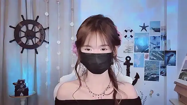Snapshot of Your-Sunshine chatting on 06.02.26 Your-Sunshine online show from 06.02.26