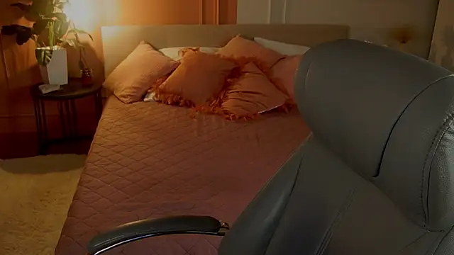 anita blairr online show from 11.28.25