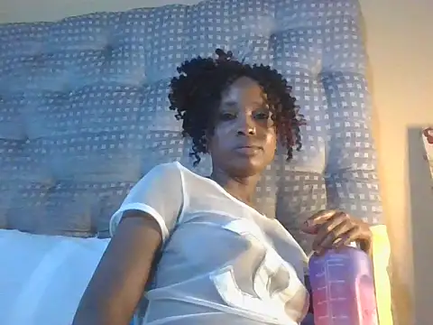 Snapshot of Babetys chatting on 10.15.25 Babetys online show from 10.15.25