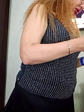 Snapshot of LybovNTV chatting on 09.24.25 LybovNTV online show from 09.24.25