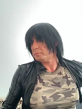 hoerige-masonutte online show from 09.11.25