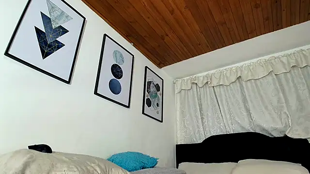 sam her online show from 10.20.25