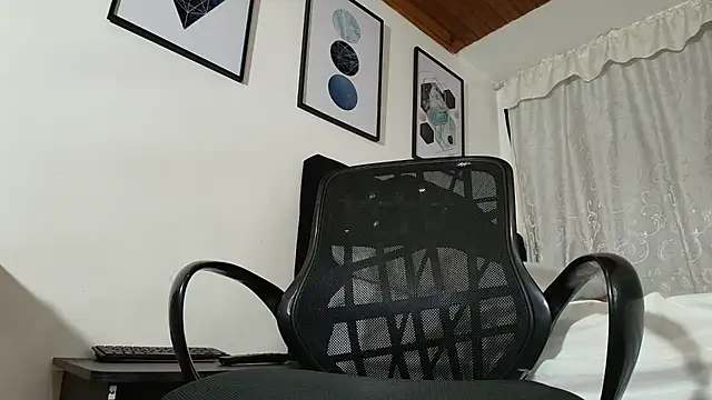 sam her online show from 01.05.26