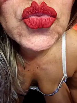 Snapshot of madame_tesuda0 chatting on 03.20.25 madame tesuda0 online show from 03.20.25