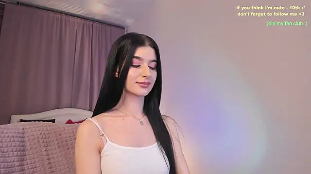 Snapshot of LauraCoy chatting on 12.11.24 LauraCoy online show from 12.11.24