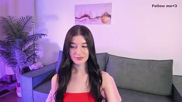 Snapshot of LauraCoy chatting on 02.12.25 LauraCoy online show from 02.12.25