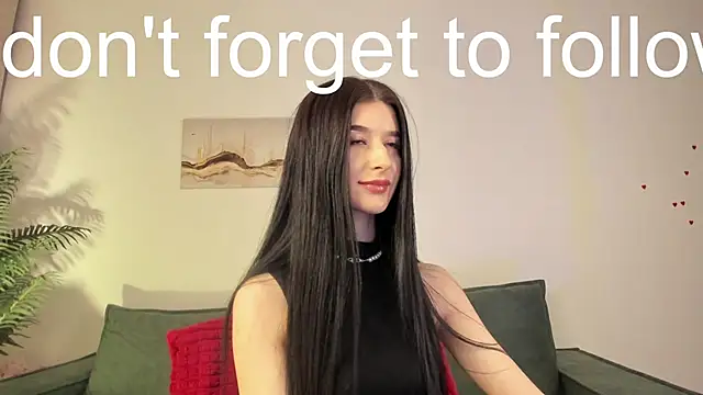 Snapshot of LauraCoy chatting on 02.16.25 LauraCoy online show from 02.16.25