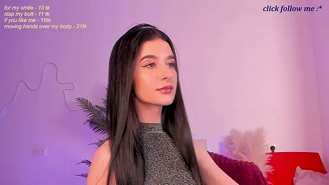 Snapshot of LauraCoy chatting on 07.28.26 LauraCoy online show from 07.28.26