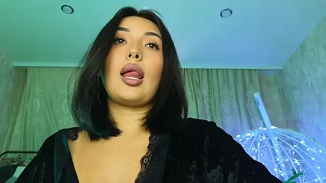 Snapshot of lily__foster chatting on 02.19.26 lily foster online show from 02.19.26