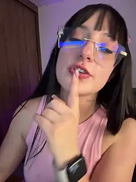 Megan lu2 online show from 02.25.25