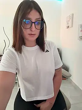 Megan lu2 online show from 02.04.26