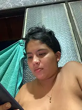 moncerrat luna online show from 12.01.24