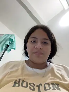 moncerrat luna online show from 02.25.25