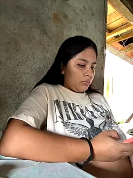 moncerrat luna online show from 09.25.25