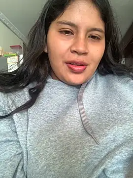 moncerrat luna online show from 10.07.25