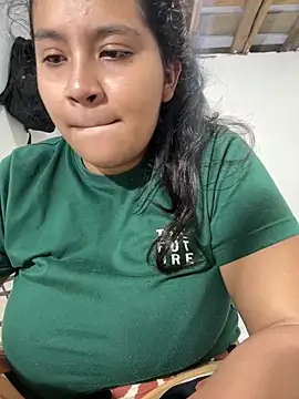 moncerrat luna online show from 04.02.26