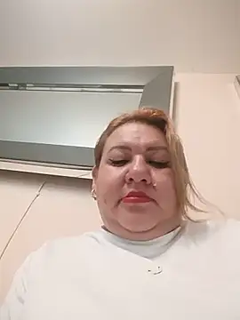 Snapshot of HORNY_MATURE25 chatting on 05.23.26 HORNY MATURE25 online show from 05.23.26