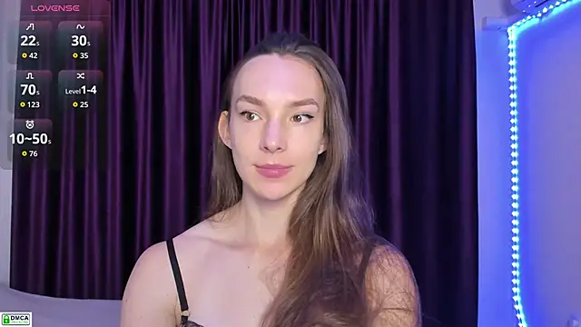 Snapshot of goodnightkitty chatting on 10.09.25 goodnightkitty online show from 10.09.25