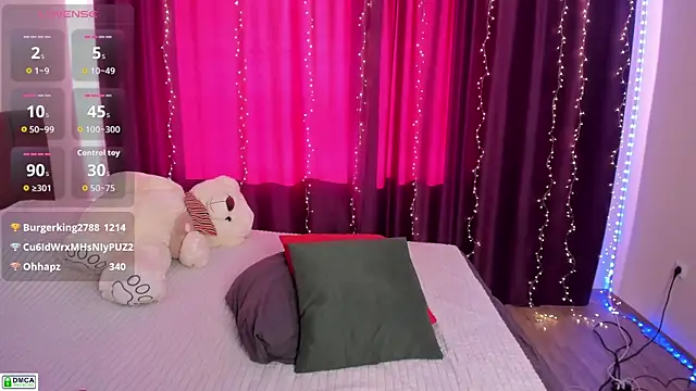 Snapshot of goodnightkitty chatting on 06.11.26 goodnightkitty online show from 06.11.26
