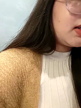 Snapshot of ANNELIESE_ chatting on 02.24.25 ANNELIESE online show from 02.24.25