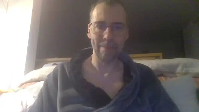 ptitcanard60600 online show from 12.21.25