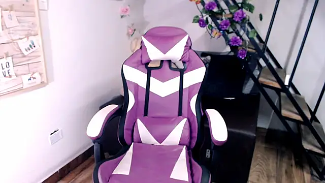 Snapshot of samantha_baby_ chatting on 02.25.26 samantha baby online show from 02.25.26