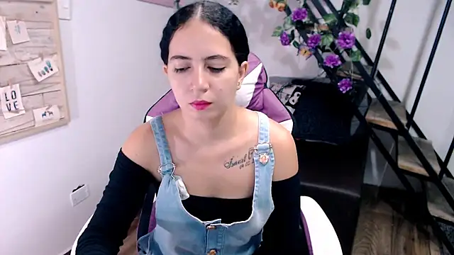 samantha baby  online show from 03.26.26