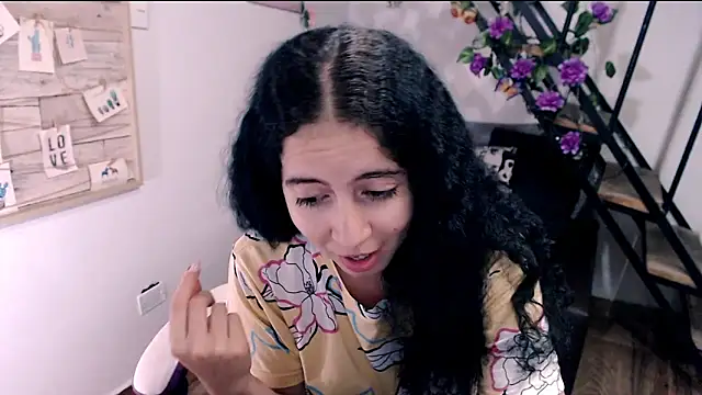 Snapshot of samantha_baby_ chatting on 04.18.26 samantha baby online show from 04.18.26