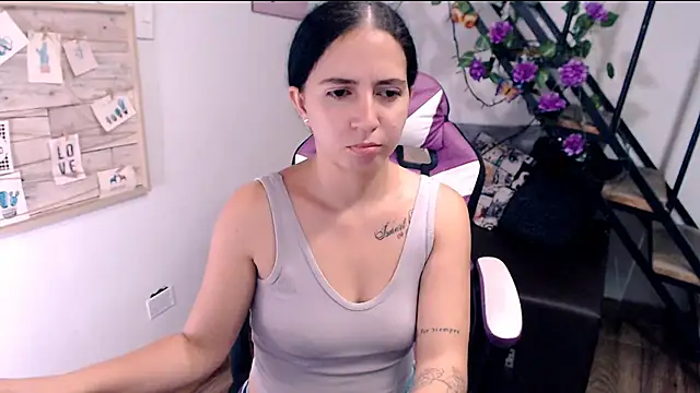 Snapshot of samantha_baby_ chatting on 04.29.26 samantha baby online show from 04.29.26