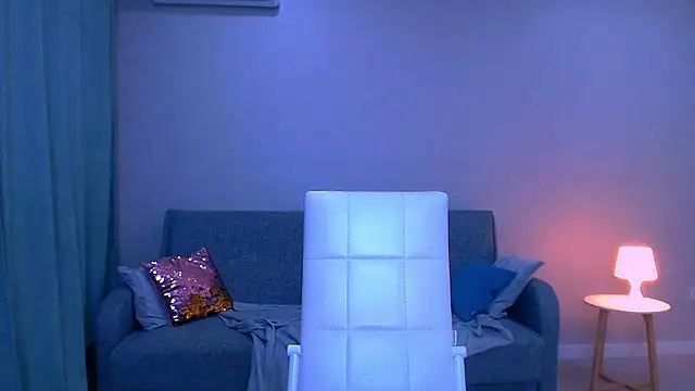 LesleySweet online show from 04.13.26