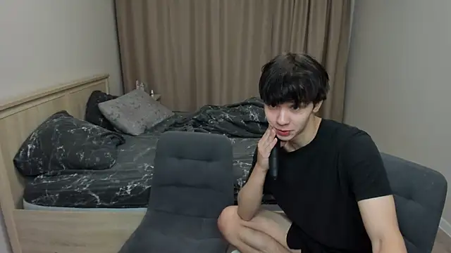 Snapshot of lil_cassie chatting on 09.27.25 lil cassie online show from 09.27.25