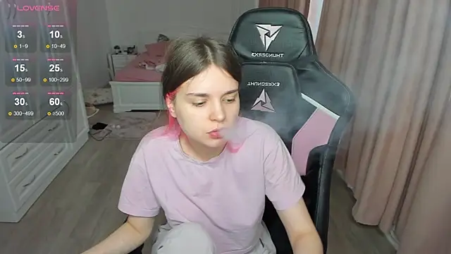 lil cassie online show from 10.26.25