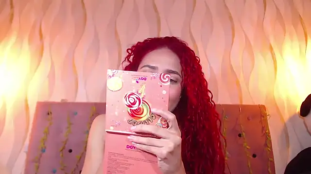 IsabelaLatina online show from 09.27.25