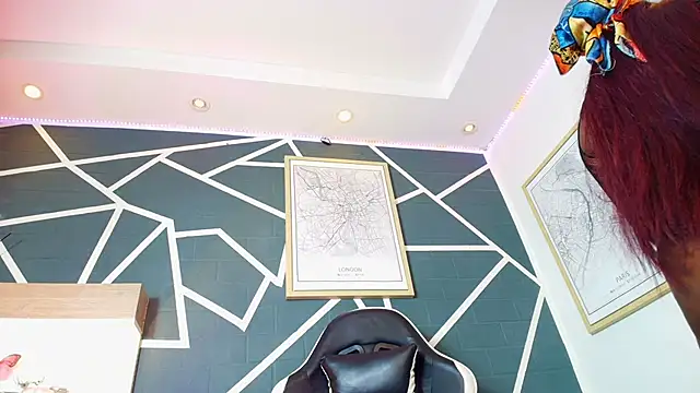 KAROL-SCOTT online show from 09.12.25