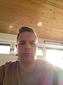 Danii0790 online show from 12.22.25