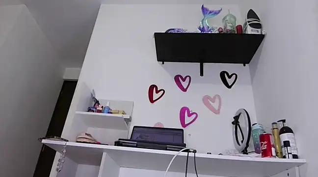 Snapshot of ari_sexy1 chatting on 01.31.25 ari sexy1 online show from 01.31.25