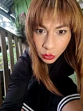 Snapshot of Evehampy chatting on 12.15.24 Evehampy online show from 12.15.24