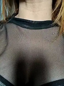 Snapshot of Evehampy chatting on 12.20.24 Evehampy online show from 12.20.24