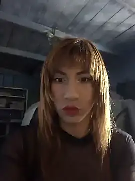 Snapshot of Evehampy chatting on 12.21.24 Evehampy online show from 12.21.24