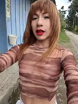 Snapshot of Evehampy chatting on 01.03.25 Evehampy online show from 01.03.25