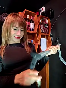 Snapshot of Evehampy chatting on 01.24.25 Evehampy online show from 01.24.25