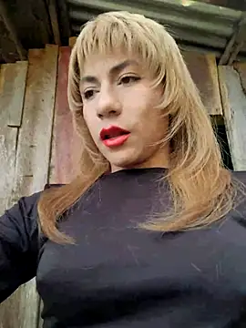 Snapshot of Evehampy chatting on 09.21.25 Evehampy online show from 09.21.25