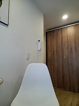 Snapshot of Evehampy chatting on 10.26.25 Evehampy online show from 10.26.25