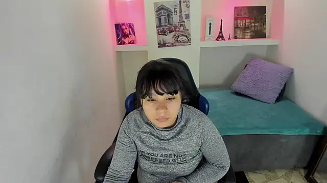 Charis 21 online show from 09.18.25