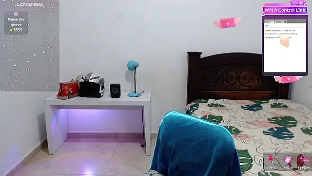 Snapshot of salome_sweet4 chatting on 02.25.25 salome sweet4 online show from 02.25.25